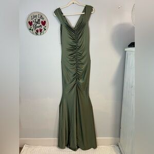 Elegant Green Evening Gown